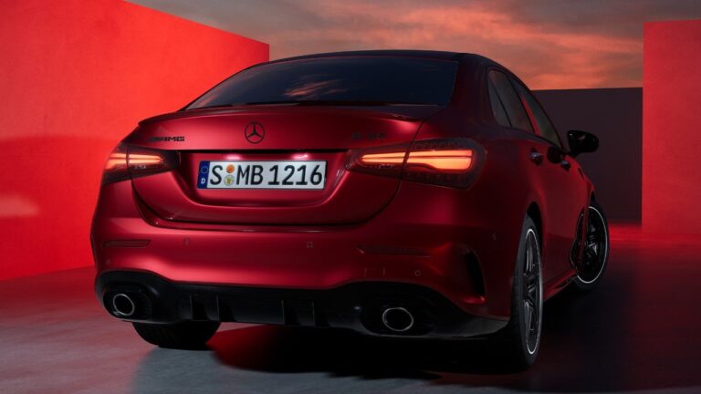 Mercedes-AMG A 35 4MATIC Saloon