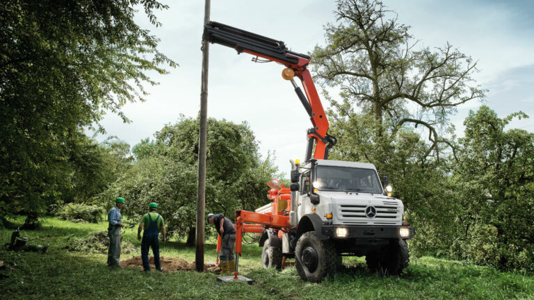 Mercedes-Benz Unimog U 4000/U 5000