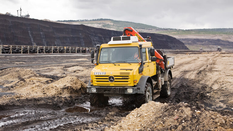 Mercedes-Benz Unimog U 4000/U 5000